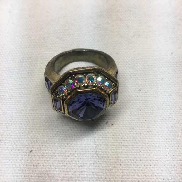 Heidi Daus Jewelry - Heidi DAUS. Ring. Beautiful. Size 9/1/2. Dazzeling. Rare beauty